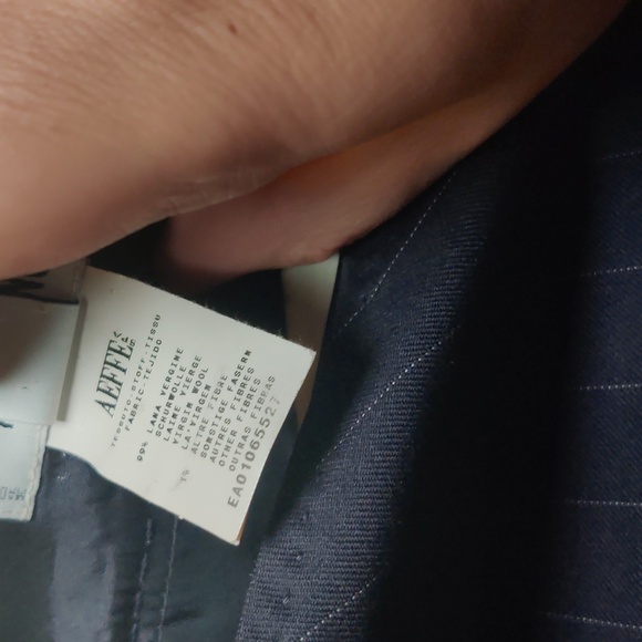 MOSCHINO PINSTRIPE TRUMPET SKIRT IN BLACK  WOOL SIZE 8 - Picture 5 of 10